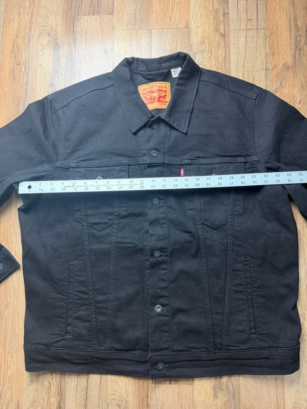 Men's Levi's Black Denim Jacket - Classic Trucker Style Size XL - Picture 5 of 9